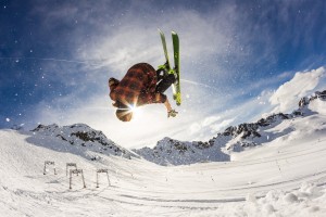 开云APP-F1年度争冠之夜，法比尼奥发挥堪称完美